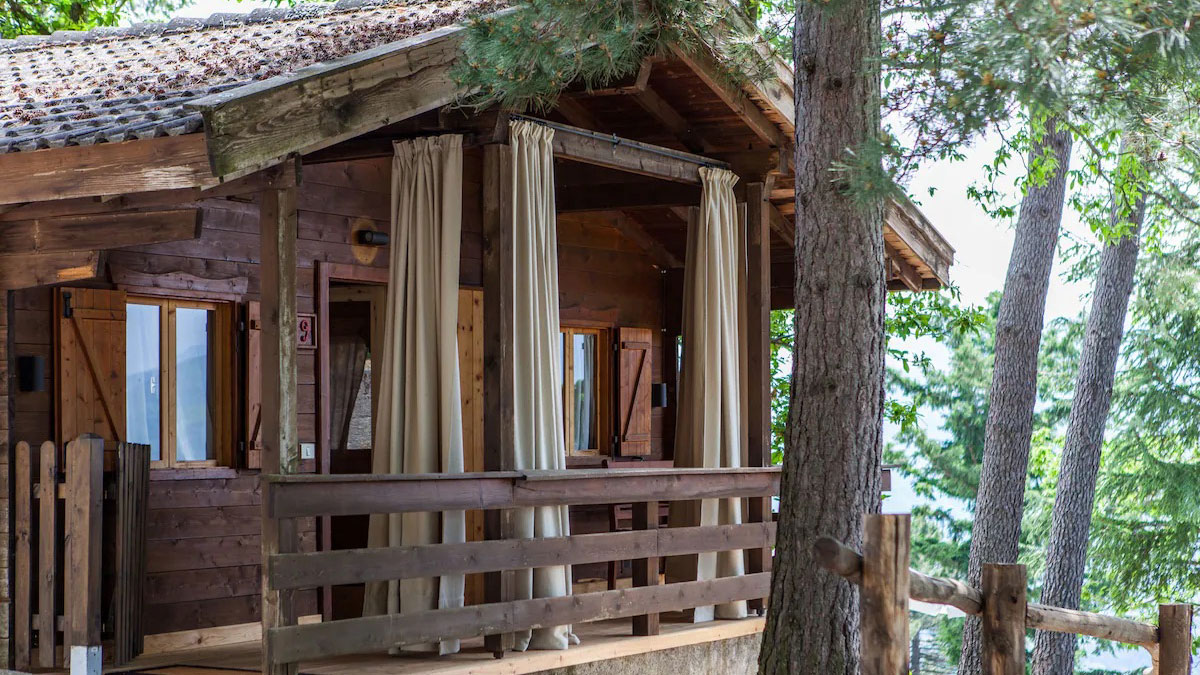 Outside view of shared chalet