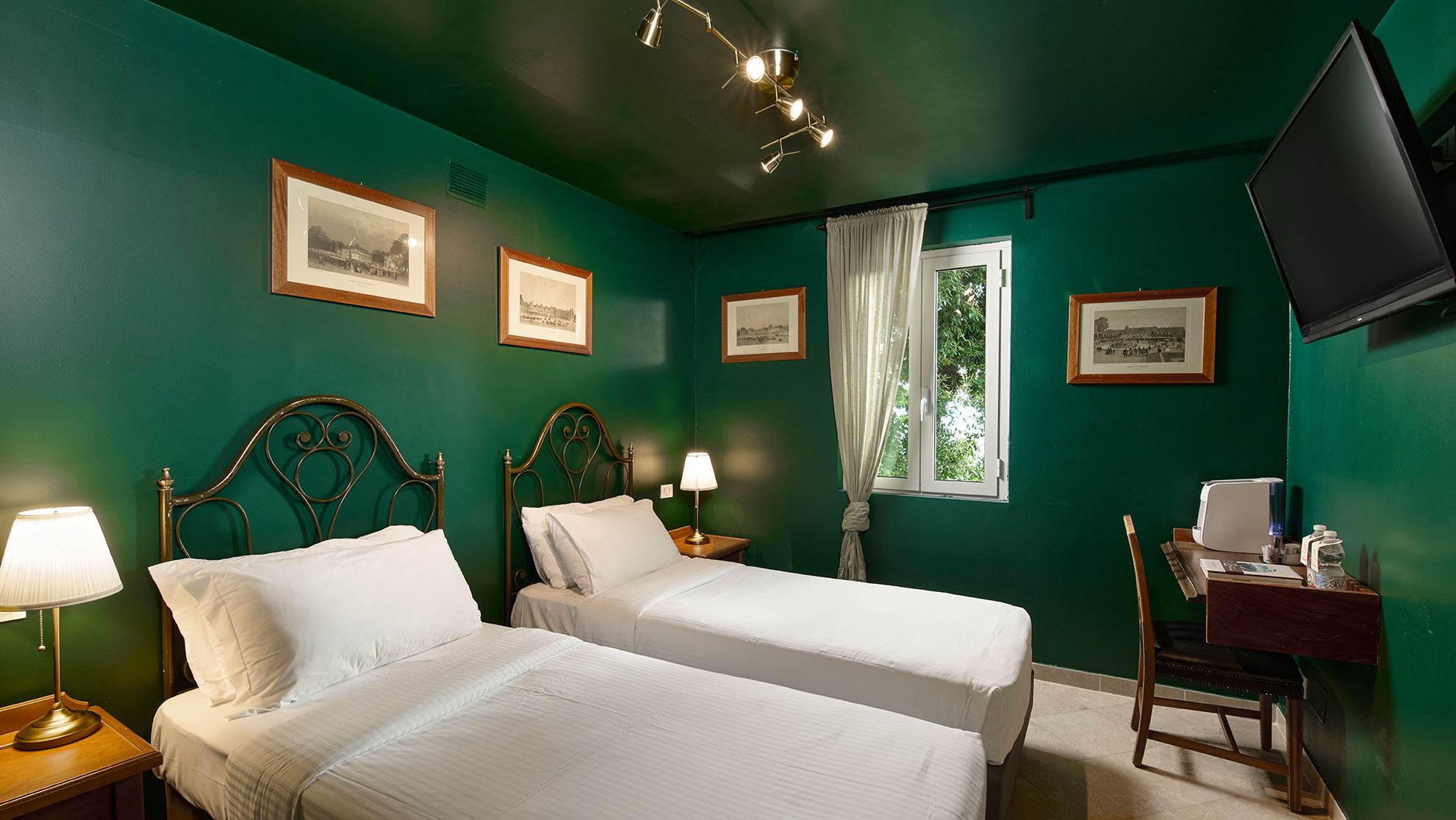 Shared Duo Room